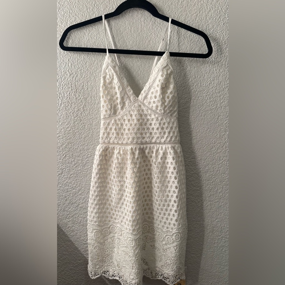 Small Abercrombie white dress